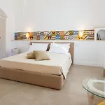 Bed & Breakfast Palazzo Marini Di Charme 4*