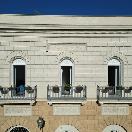 Bed & Breakfast Palazzo Marini Di Charme 3*
