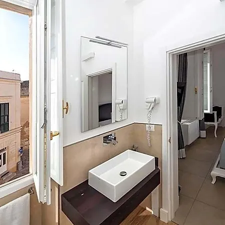 Bed & Breakfast Palazzo Marini Di Charme 4*