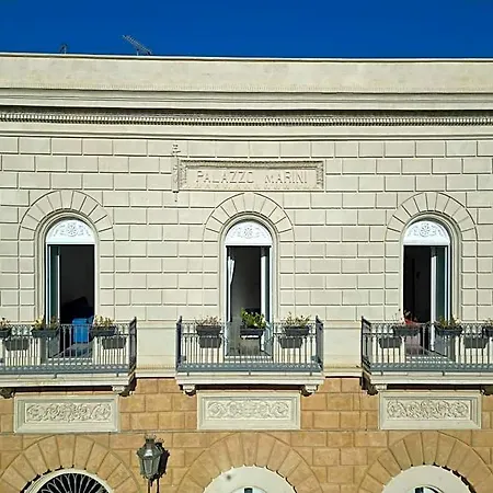 Palazzo Marini Di Charme Bed & Breakfast
