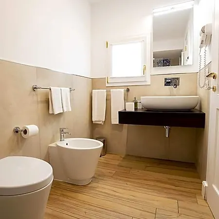 Palazzo Marini Di Charme Couette-café 4*