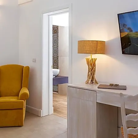 Palazzo Marini Di Charme Bed & Breakfast Lecce