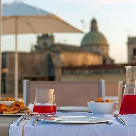 Palazzo Marini Di Charme Bed & Breakfast Lecce