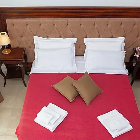 Palazzo Marini Di Charme 4*