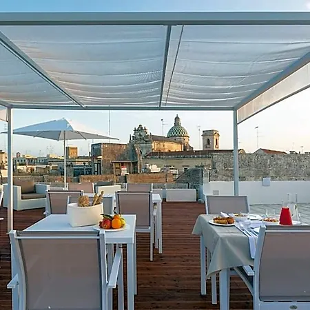 Palazzo Marini Di Charme Bed & Breakfast Lecce