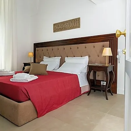 Palazzo Marini Di Charme Bed & Breakfast