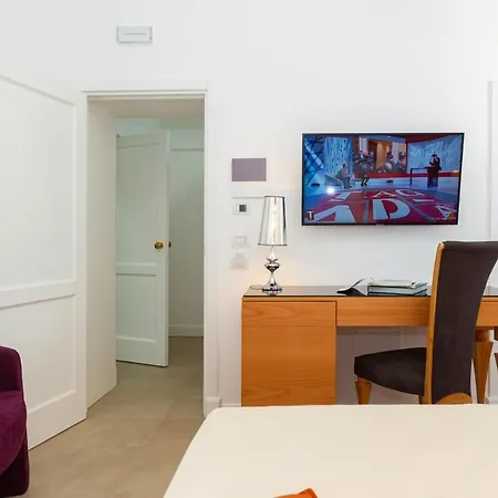 Bed and breakfast Palazzo Marini Di Charme 4*