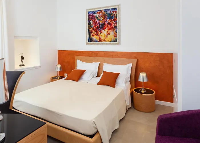Palazzo Marini Di Charme 4*