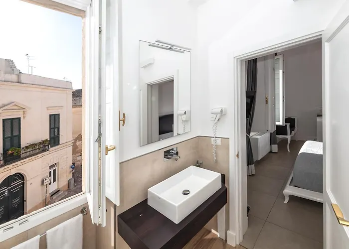 Palazzo Marini Di Charme לינה וארוחת בוקר 4*